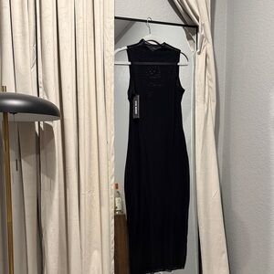 Steve Madden Classic Black Midi Dress